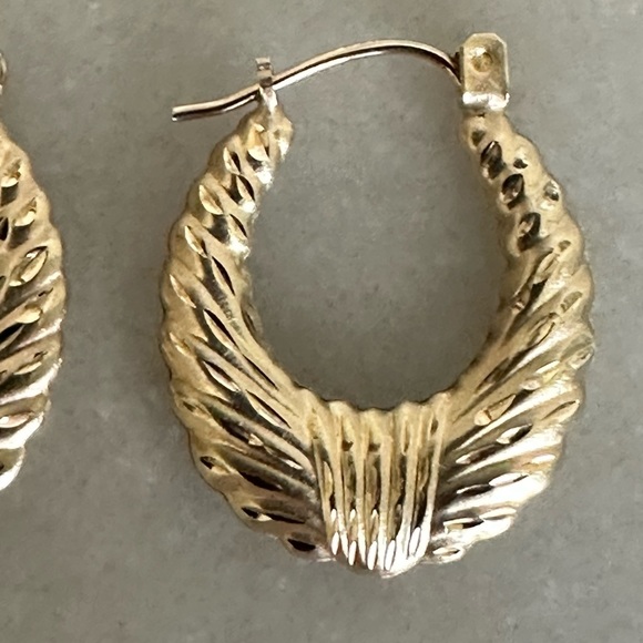 10k Solid Gold Hoop Earrings - Picture 6 of 15